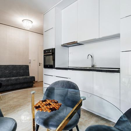 Aura Tower Apartments By Gaby Rafajlovići Esterno foto